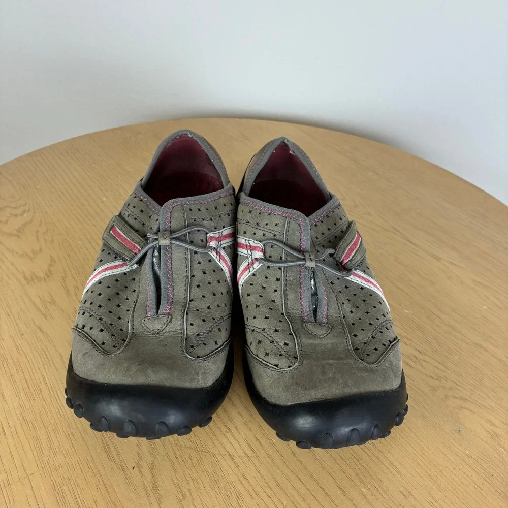 Privo by Clarks Leather Perforated Bungee Slip On Sneakers Women's 8.5 Comfort
